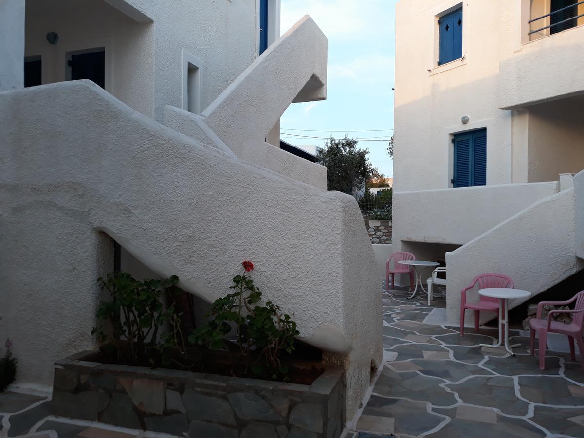 Holidays In Paros Alikí Eksteriør billede