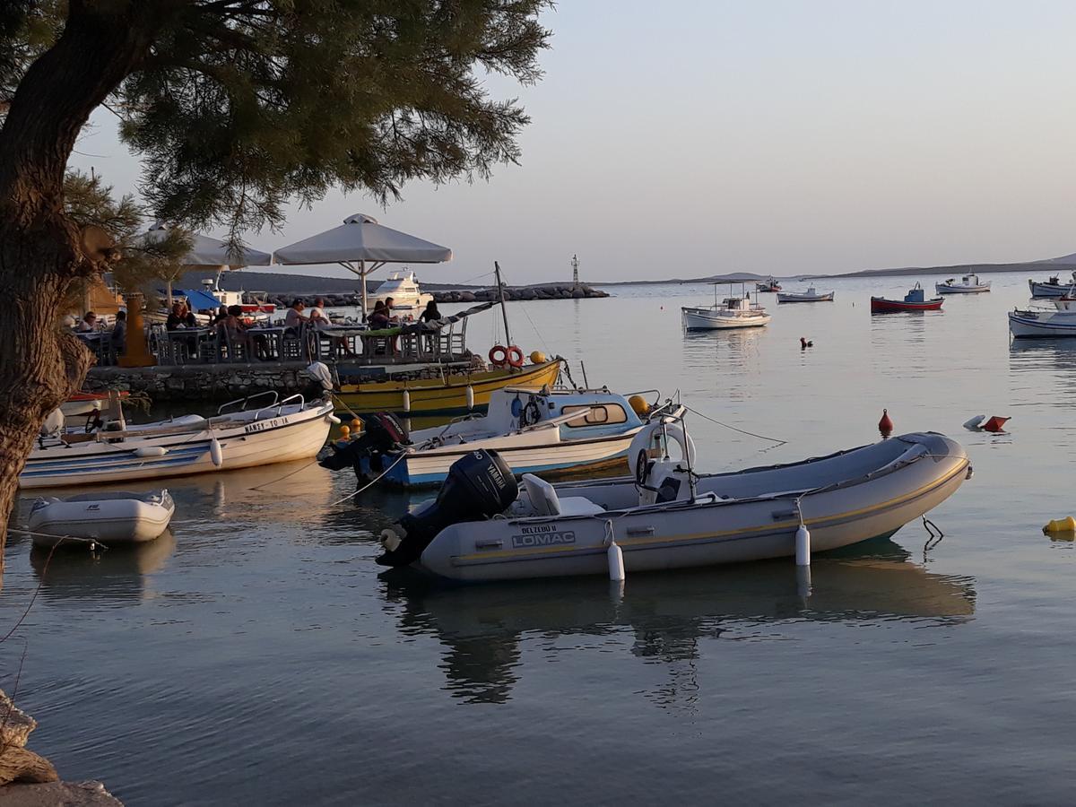 Holidays In Paros Alikí Eksteriør billede